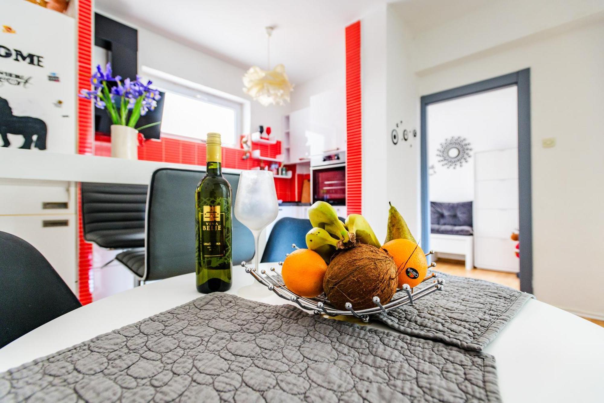 Fancy Apartment - Near The Zadar Bridge Exterior photo
